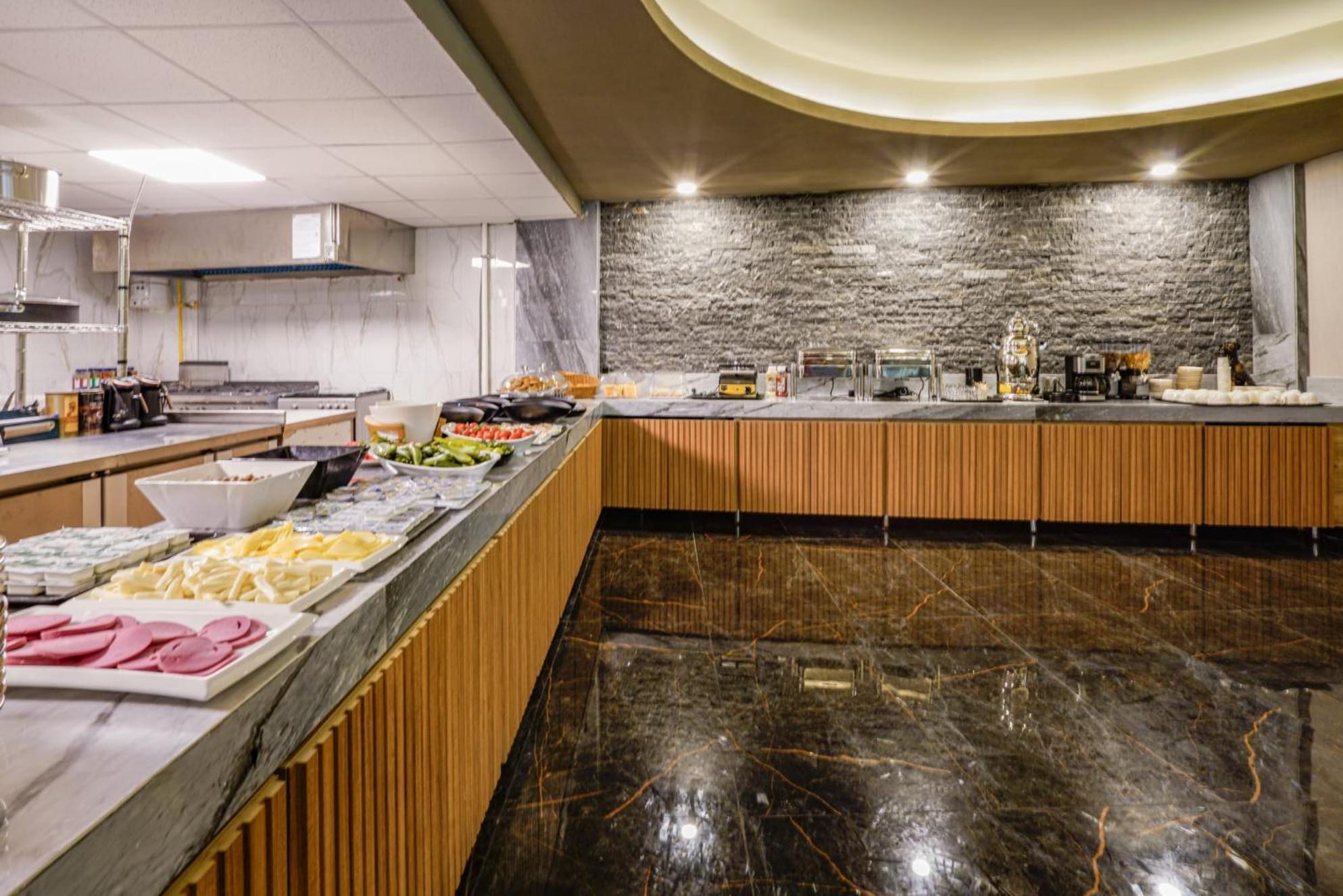 Lupo Libero Hotel Spa Antalia Esterno foto